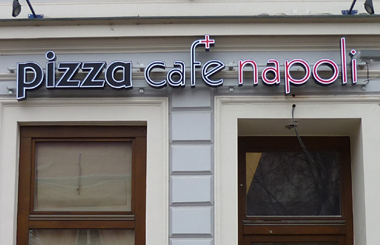 Pizza cafe napoli - Košice Hlavná svetelná 3D LED reklama